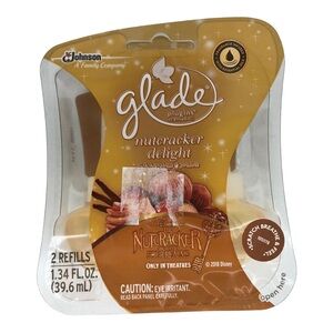 🆕 Glade PlugIns Nutcracker Delight Hazelnut & Praline Scented Oil Refills